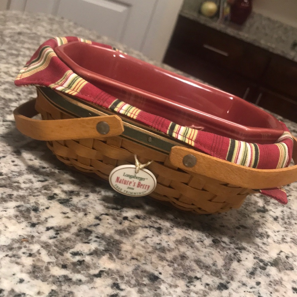 Longaberger 2006 basket with glass insert